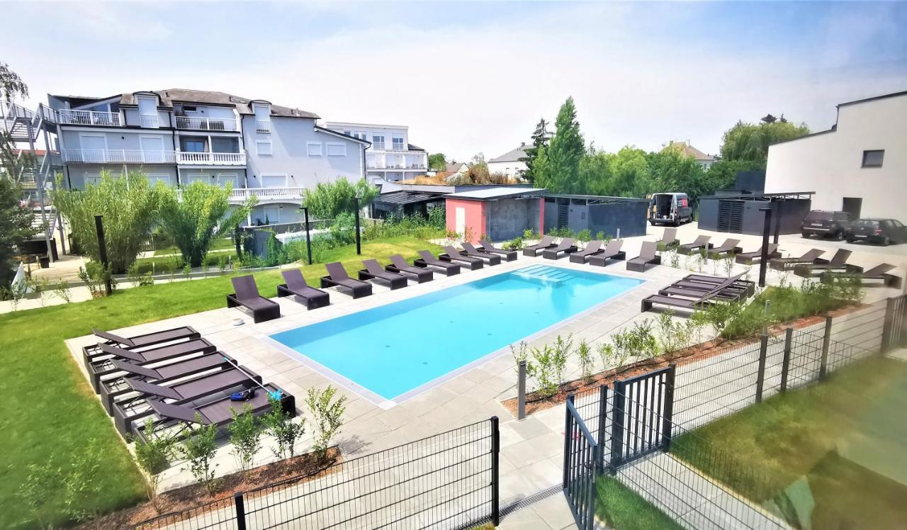 Spa Residenz Neusiedl Appartments Neusiedl am See Bagian luar foto